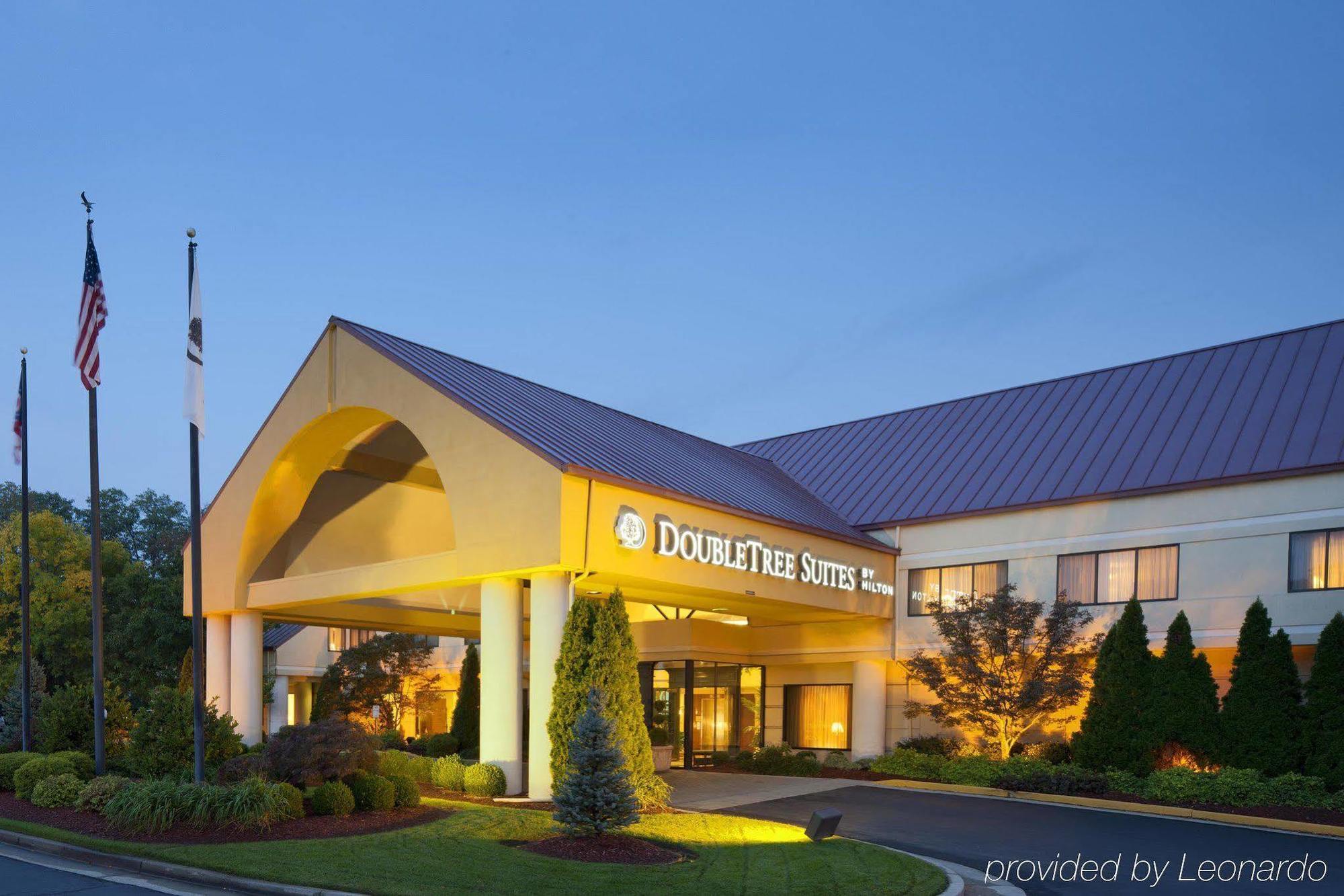 Doubletree Suites By Hilton Hotel Cincinnati - Blue Ash Sharonville Exterior photo