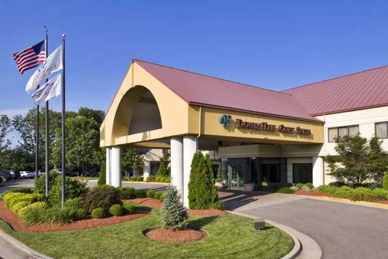 Doubletree Suites By Hilton Hotel Cincinnati - Blue Ash Sharonville Exterior photo